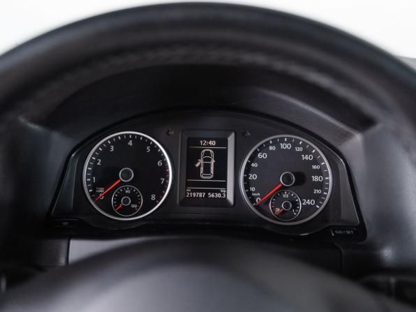 Volkswagen Tiguan I Рестайлинг с пробегом 2011 года, цена 970 000 рублей, 219786 км, внедорожник, Автокод Объявления