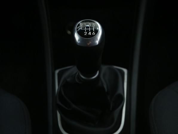 Hyundai Solaris I Рестайлинг с пробегом 2014 года, цена 700 000 рублей, 164000 км, седан, Автокод Объявления