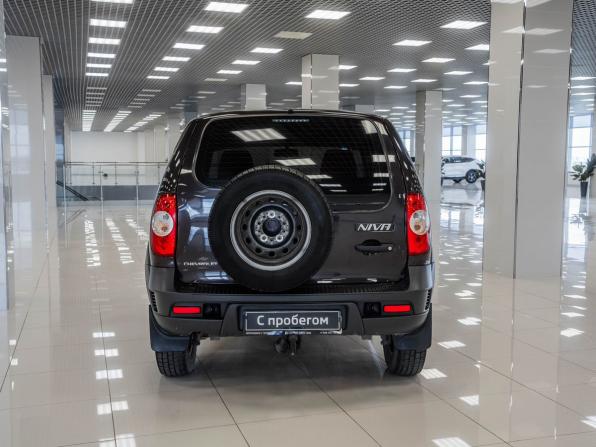 Chevrolet Niva I Рестайлинг с пробегом 2016 года, цена 599 000 рублей, 111440 км, внедорожник, Автокод Объявления