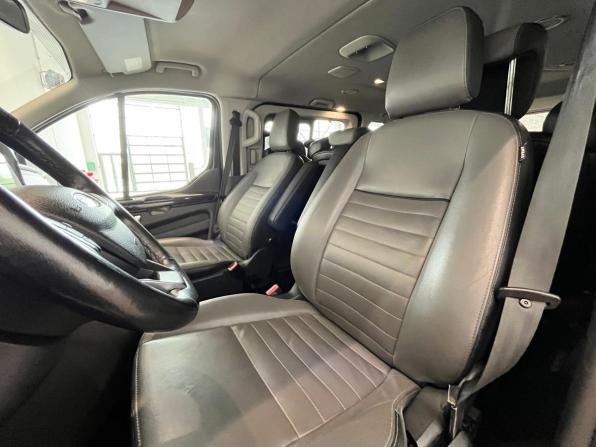 Ford Tourneo Custom I Рестайлинг с пробегом 2019 года, цена 3 200 000 рублей, 208000 км, минивэн, Автокод Объявления