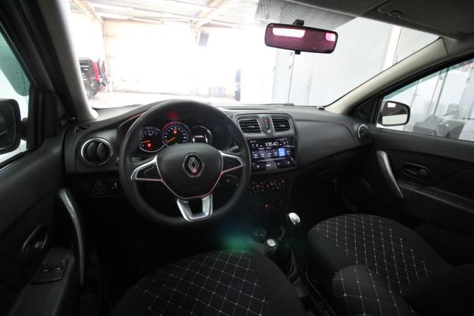 Renault Logan II Рестайлинг с пробегом 2019 года, цена 620 000 рублей, 197000 км, седан, Автокод Объявления