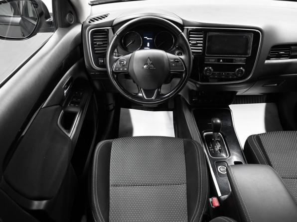 Mitsubishi Outlander III Рестайлинг 3 с пробегом 2020 года, цена 2 095 000 рублей, 141078 км, внедорожник, Автокод Объявления