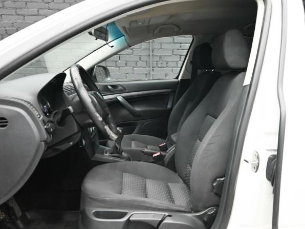 Skoda Octavia II (A5) Рестайлинг с пробегом 2012 года, цена 900 000 рублей, 163153 км, лифтбек, Автокод Объявления