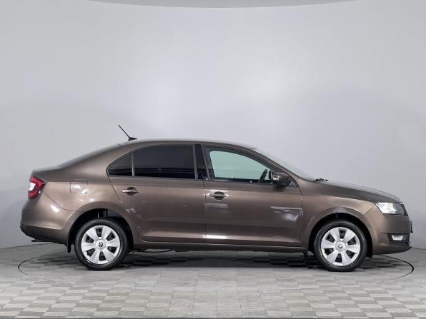 Skoda Rapid I Рестайлинг с пробегом 2019 года, цена 1 585 000 рублей, 85444 км, лифтбек, Автокод Объявления