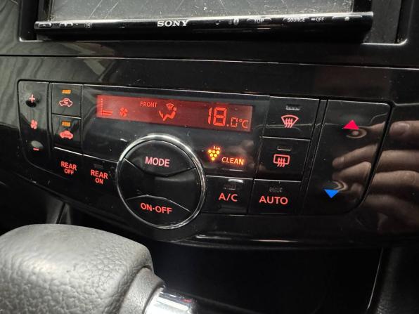 Nissan Serena IV (C26) с пробегом 2012 года, цена 1 300 000 рублей, 296064 км, минивэн, Автокод Объявления