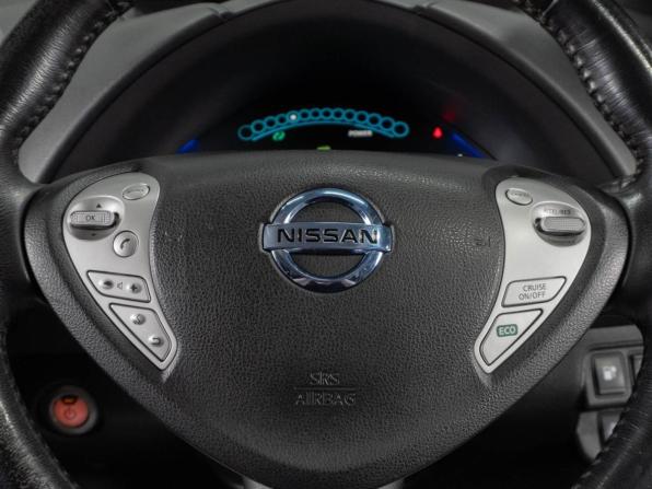 Nissan Leaf I (ZE0/AZE0) с пробегом 2016 года, цена 969 000 рублей, 130146 км, хэтчбек, Автокод Объявления