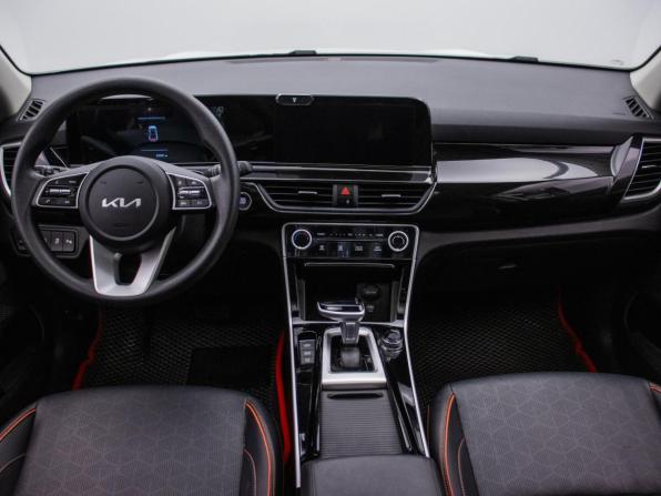 Kia Seltos I Рестайлинг с пробегом 2024 года, цена 2 350 000 рублей, 21500 км, внедорожник, Автокод Объявления