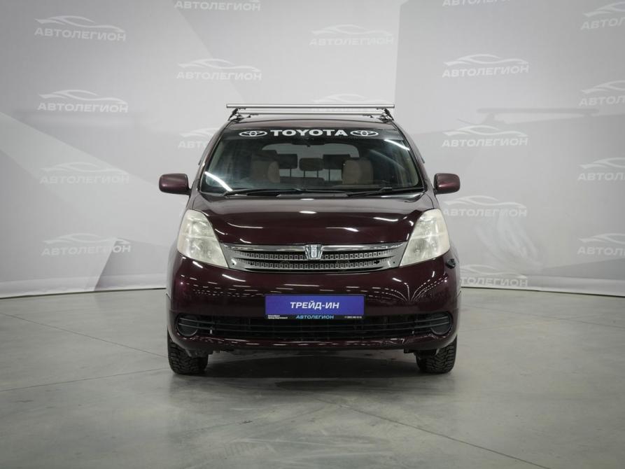 Toyota ISis I Новосибирск  - изображение 3