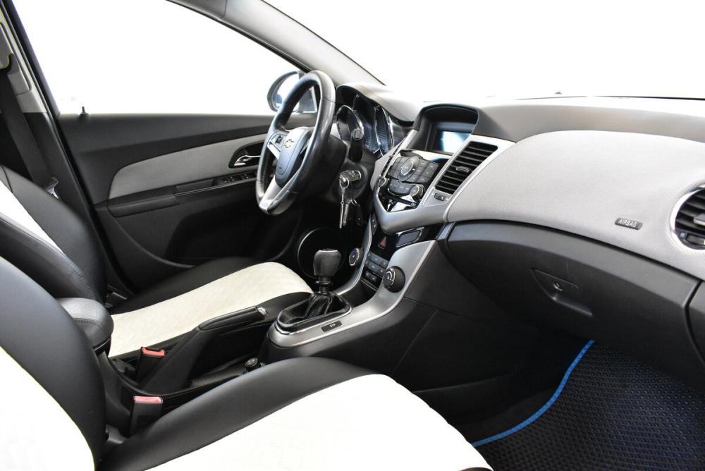 Chevrolet Cruze I Москва  - изображение 11