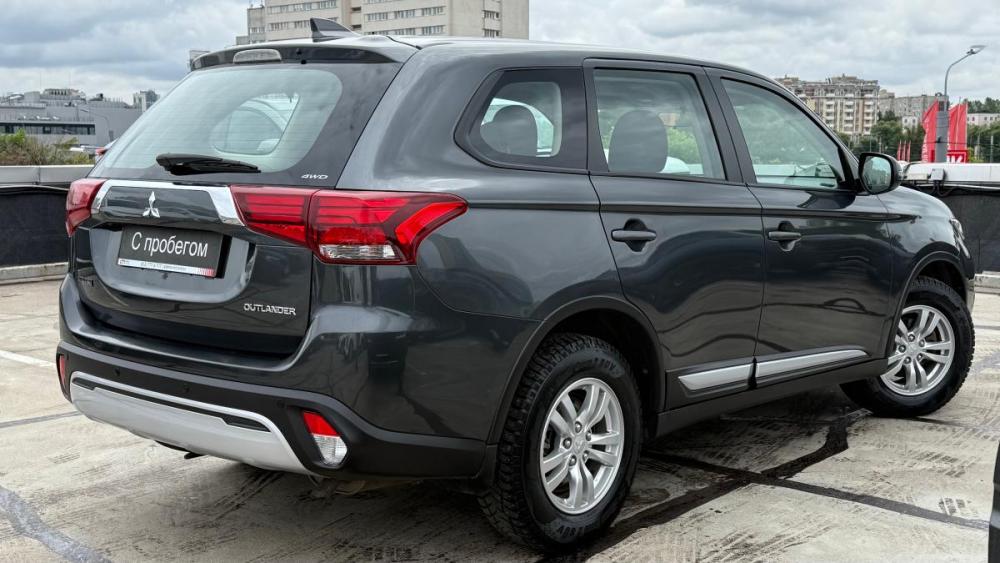 Mitsubishi Outlander III Рестайлинг 3 Санкт-Петербург  - изображение 6