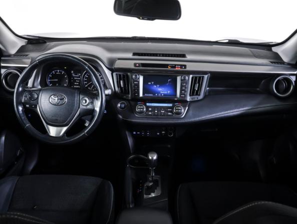 Toyota RAV4 IV (XA40) Рестайлинг с пробегом 2019 года, цена 1 890 000 рублей, 253260 км, внедорожник, Автокод Объявления
