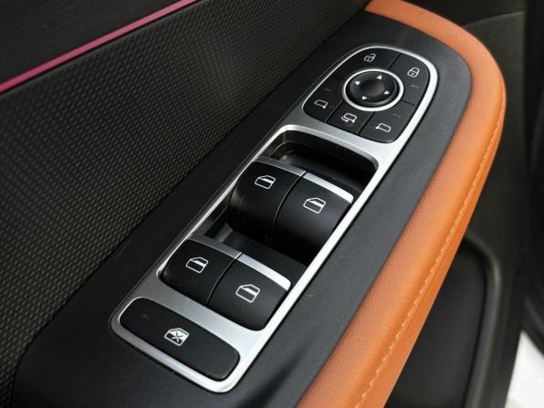 Omoda C5 I с пробегом 2023 года, цена 1 760 000 рублей, 50368 км, внедорожник, Автокод Объявления