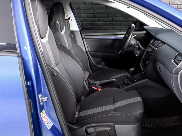 Skoda Octavia III (A7) Рестайлинг с пробегом 2018 года, цена 2 530 000 рублей, 128304 км, лифтбек, Автокод Объявления