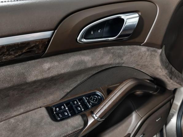 Porsche Cayenne II Рестайлинг (958) с пробегом 2015 года, цена 3 800 000 рублей, 120000 км, внедорожник, Автокод Объявления