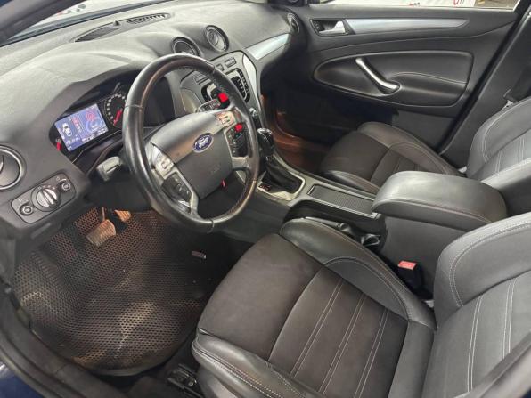 Ford Mondeo IV Рестайлинг с пробегом 2013 года, цена 899 000 рублей, 260000 км, седан, Автокод Объявления