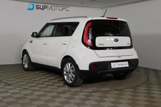 Kia Soul II Рестайлинг с пробегом 2017 года, цена 1 429 990 рублей, 99380 км, хэтчбек, Автокод Объявления