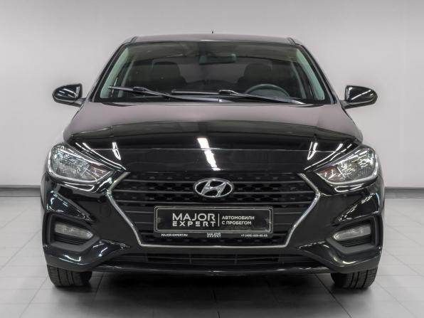 Hyundai Solaris II с пробегом 2017 года, цена 1 015 000 рублей, 226605 км, седан, Автокод Объявления