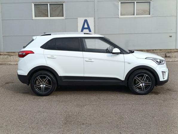 Hyundai Creta I с пробегом 2017 года, цена 1 940 000 рублей, 55050 км, внедорожник, Автокод Объявления