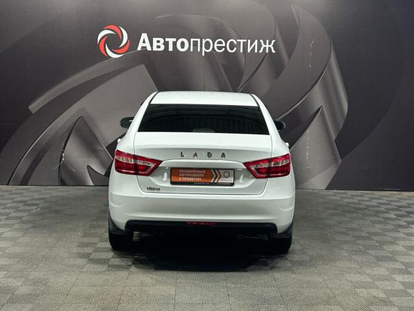 Lada (ВАЗ) Vesta I с пробегом 2018 года, цена 850 000 рублей, 49250 км, седан, Автокод Объявления