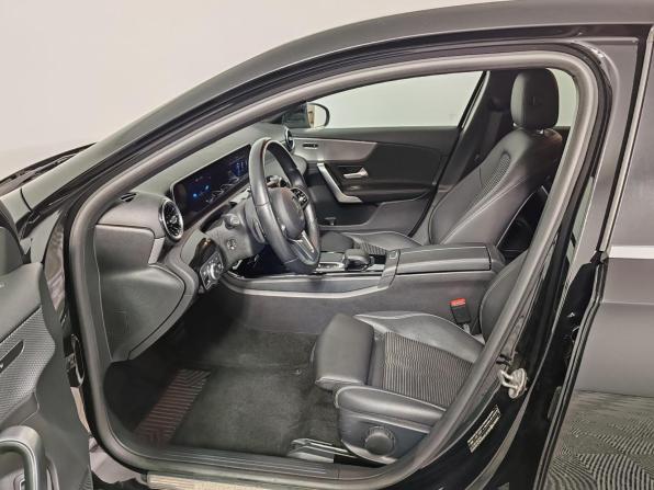 Mercedes-Benz A-Класс IV (W177) с пробегом 2020 года, цена 2 229 000 рублей, 61175 км, седан, Автокод Объявления