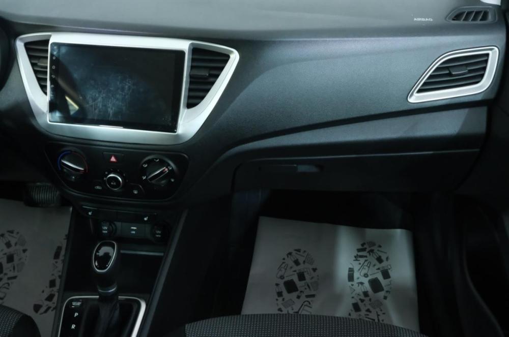 Hyundai Solaris II Рестайлинг Омск  - изображение 18
