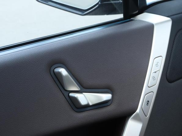 BMW iX I (I20) с пробегом 2022 года, цена 7 300 000 рублей, 38200 км, внедорожник, Автокод Объявления