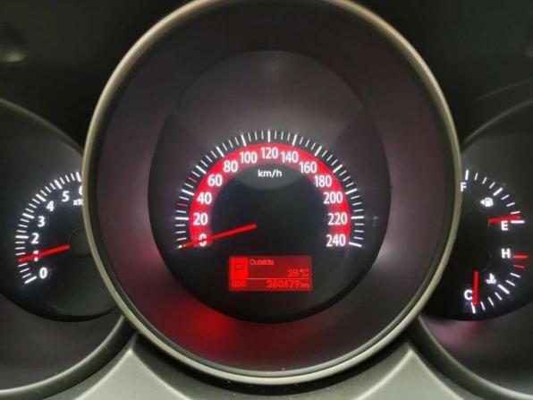 Kia Magentis II Рестайлинг с пробегом 2010 года, цена 627 651 рубль, 260672 км, седан, Автокод Объявления