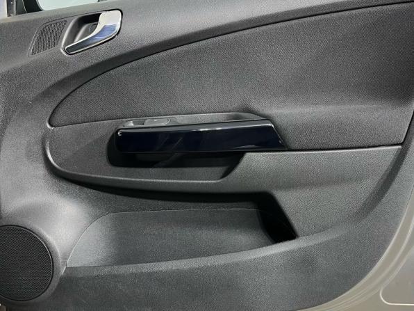 Opel Corsa D Рестайлинг II с пробегом 2013 года, цена 600 000 рублей, 76970 км, хэтчбек, Автокод Объявления