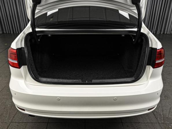 Volkswagen Jetta VI Рестайлинг с пробегом 2015 года, цена 1 025 000 рублей, 58755 км, седан, Автокод Объявления