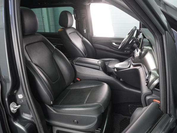 Mercedes-Benz V-Класс III (W447) с пробегом 2019 года, цена 7 739 000 рублей, 111094 км, минивэн, Автокод Объявления