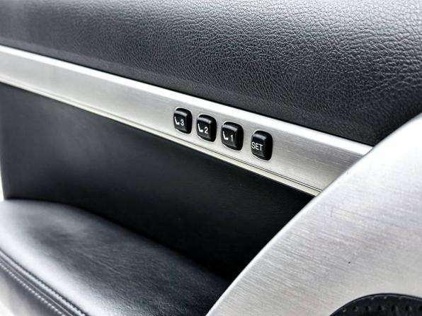 Toyota Land Cruiser 200 Series Рестайлинг 2 с пробегом 2019 года, цена 8 900 000 рублей, 84093 км, внедорожник, Автокод Объявления