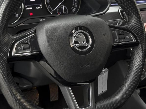 Skoda Superb III с пробегом 2017 года, цена 2 840 000 рублей, 148048 км, лифтбек, Автокод Объявления