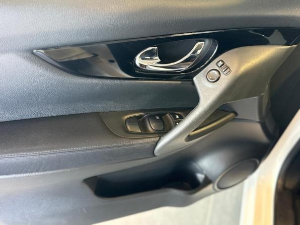 Nissan Qashqai II с пробегом 2018 года, цена 1 795 000 рублей, 109395 км, внедорожник, Автокод Объявления
