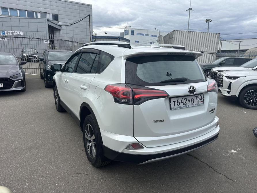 Toyota RAV4 IV (XA40) Рестайлинг Москва  - изображение 4