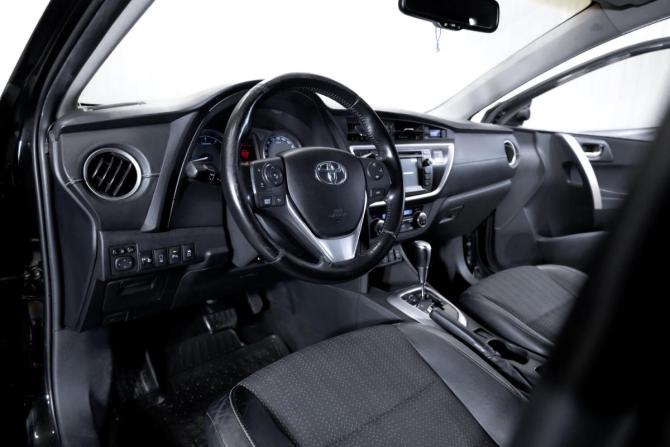 Toyota Auris II с пробегом 2013 года, цена 999 000 рублей, 215315 км, хэтчбек, Автокод Объявления