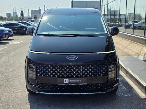 Hyundai Staria I с пробегом 2021 года, цена 3 998 000 рублей, 80005 км, минивэн, Автокод Объявления