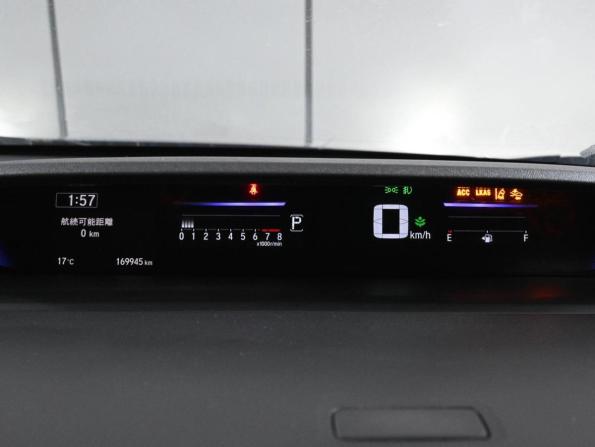 Honda Stepwgn V Рестайлинг с пробегом 2019 года, цена 1 949 000 рублей, 169945 км, минивэн, Автокод Объявления