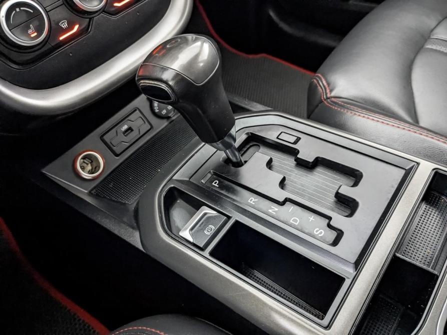 FAW Besturn X80 I Рестайлинг Москва  - изображение 29