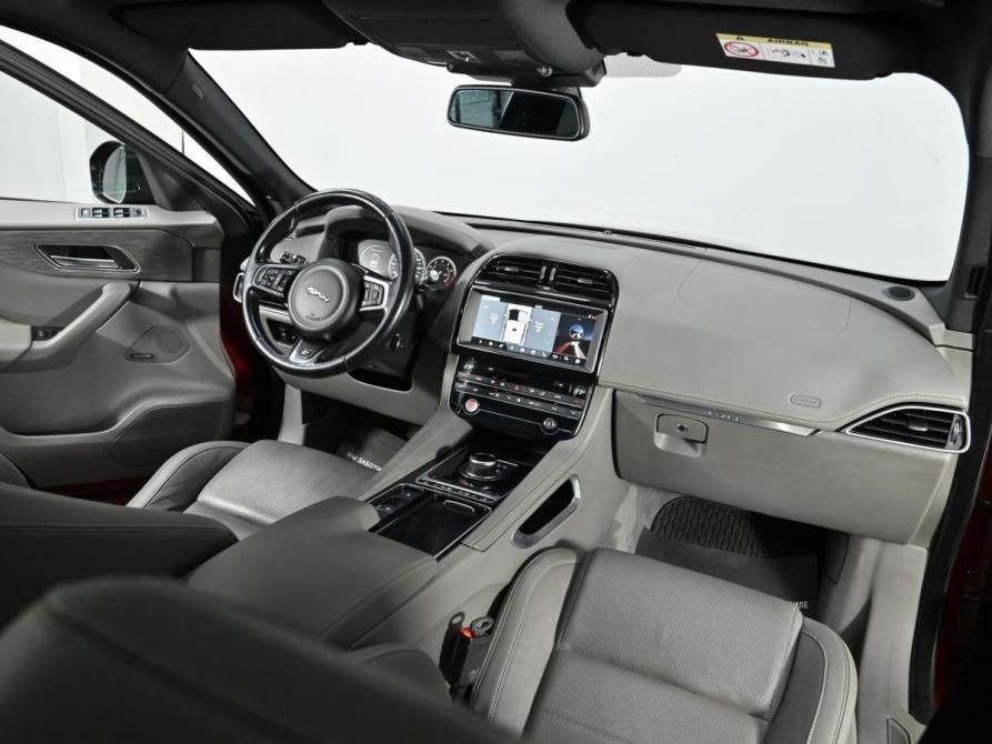 Jaguar F-Pace I Москва  - изображение 9
