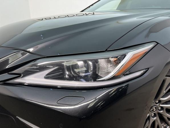Lexus ES VII с пробегом 2020 года, цена 3 750 000 рублей, 135227 км, седан, Автокод Объявления