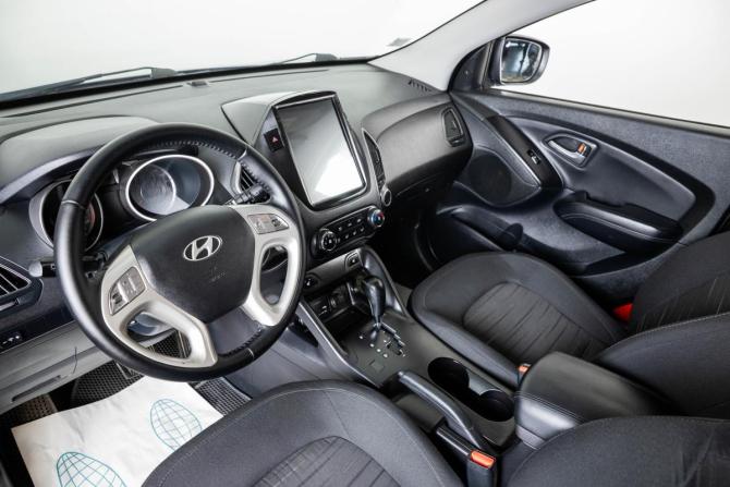 Hyundai ix35 I Рестайлинг с пробегом 2015 года, цена 1 649 000 рублей, 178123 км, внедорожник, Автокод Объявления
