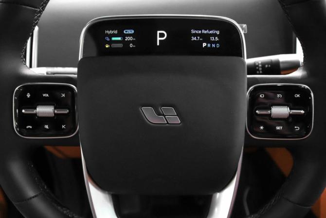 Новый Li Auto (Lixiang) L9 I Рестайлинг 2026 года, цена 12 090 000 рублей, внедорожник, Автокод Объявления