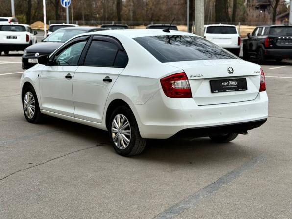 Skoda Rapid I с пробегом 2017 года, цена 999 000 рублей, 183461 км, лифтбек, Автокод Объявления