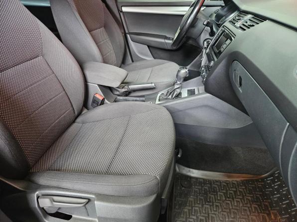Skoda Octavia III (A7) с пробегом 2016 года, цена 1 569 000 рублей, 104500 км, лифтбек, Автокод Объявления