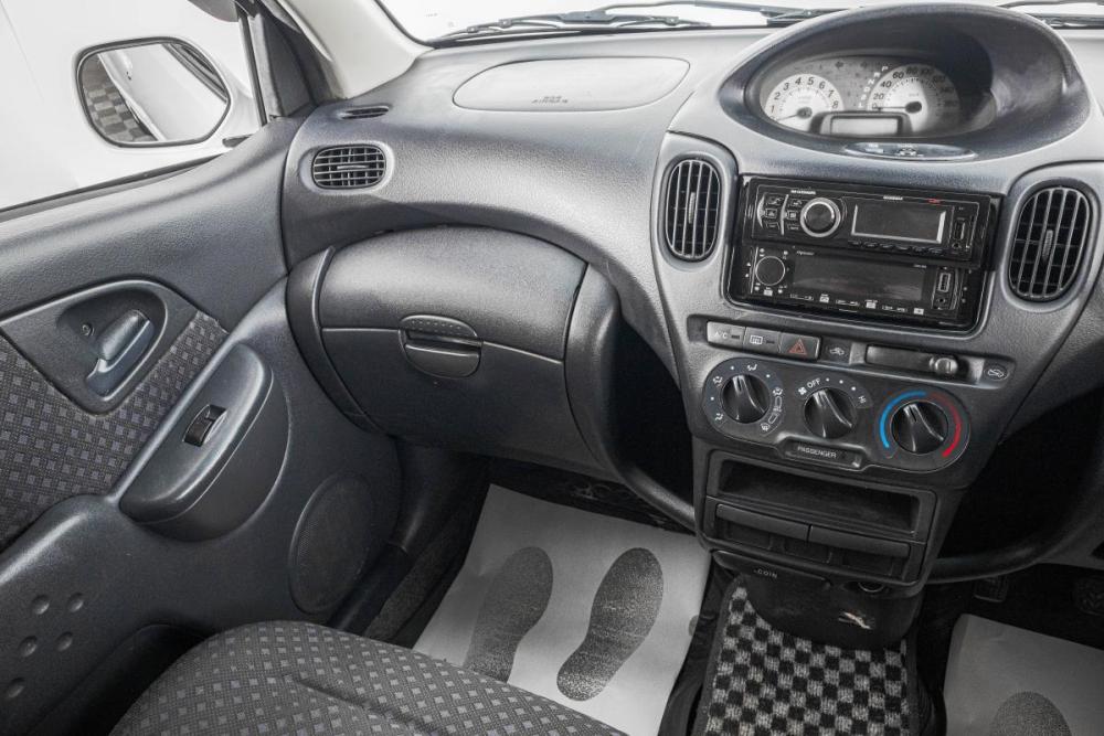 Toyota FunCargo Барнаул  - изображение 16