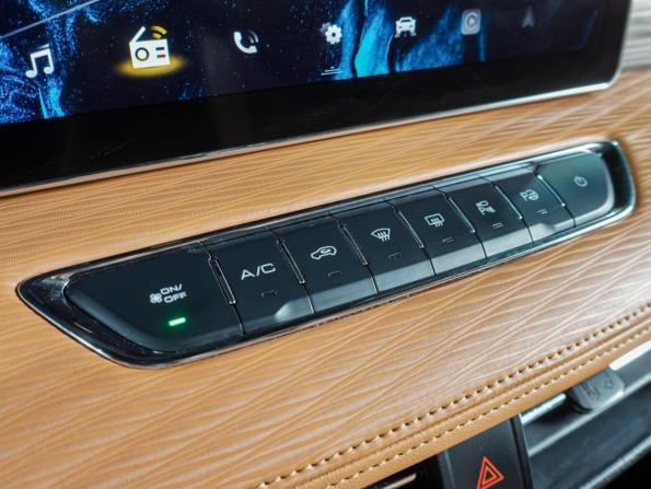 Haval Jolion I с пробегом 2022 года, цена 1 449 000 рублей, 116740 км, внедорожник, Автокод Объявления