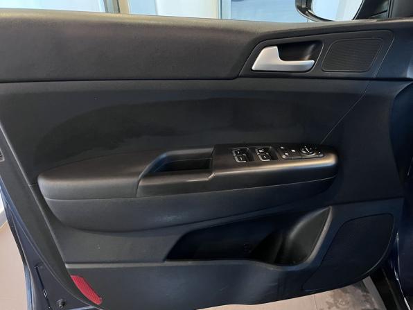 Kia Sportage IV Рестайлинг с пробегом 2021 года, цена 2 260 000 рублей, 119095 км, внедорожник, Автокод Объявления