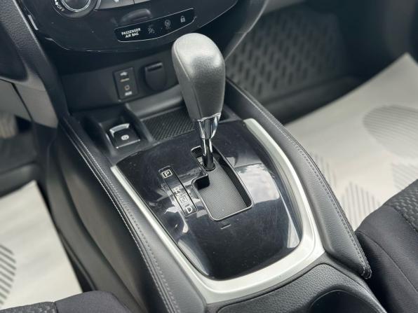 Nissan Qashqai II с пробегом 2015 года, цена 1 320 000 рублей, 133766 км, внедорожник, Автокод Объявления