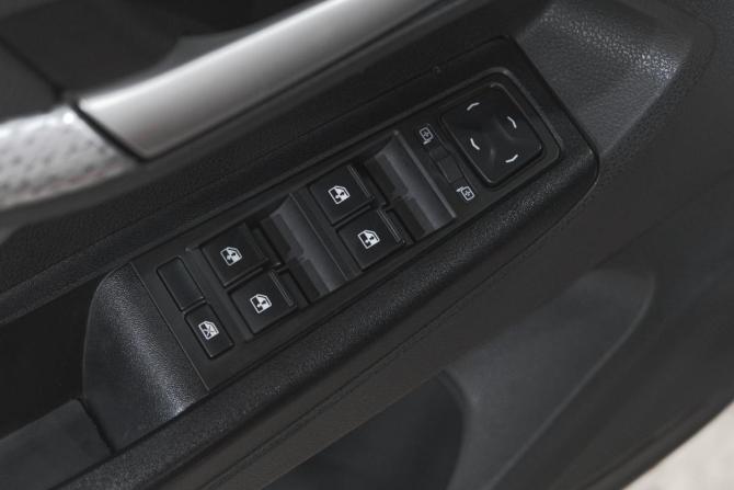 Lada (ВАЗ) Vesta I с пробегом 2018 года, цена 959 000 рублей, 82000 км, седан, Автокод Объявления