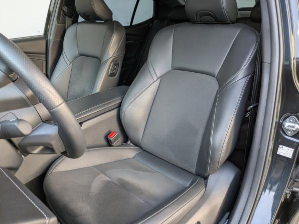 Toyota Camry IX (XV80) China Market с пробегом 2024 года, цена 4 000 000 рублей, 26487 км, седан, Автокод Объявления